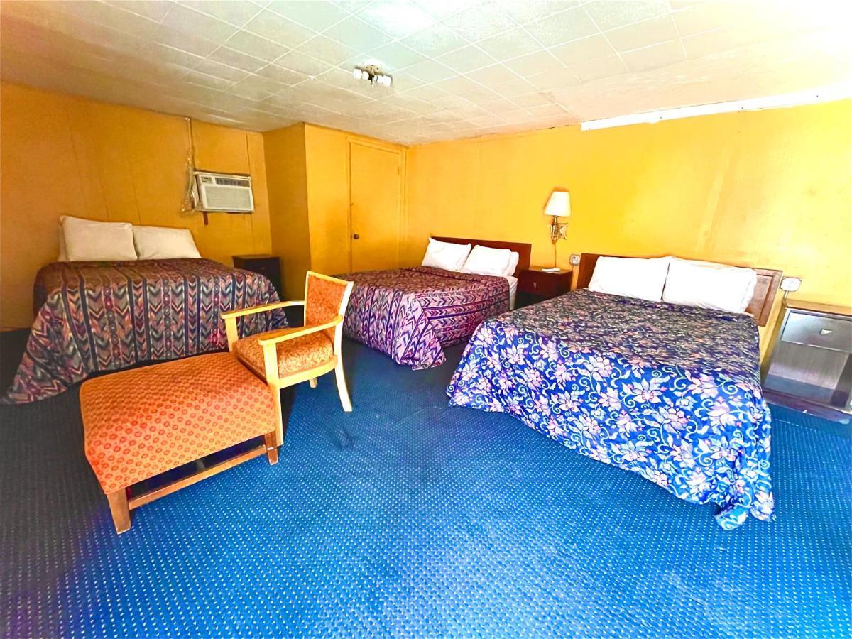 Tropic Motel Арансас Пас Екстериор снимка