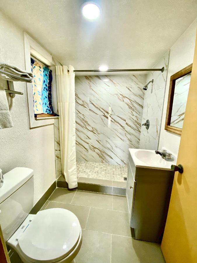 Tropic Motel Арансас Пас Екстериор снимка